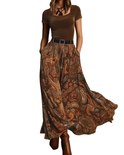 Robe Maxi Élégante en Velours et Imprimé Paisley : Le Charme Néo-Bohème