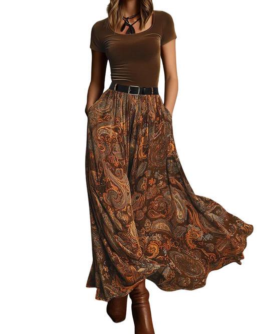 Robe Maxi Élégante en Velours et Imprimé Paisley : Le Charme Néo-Bohème